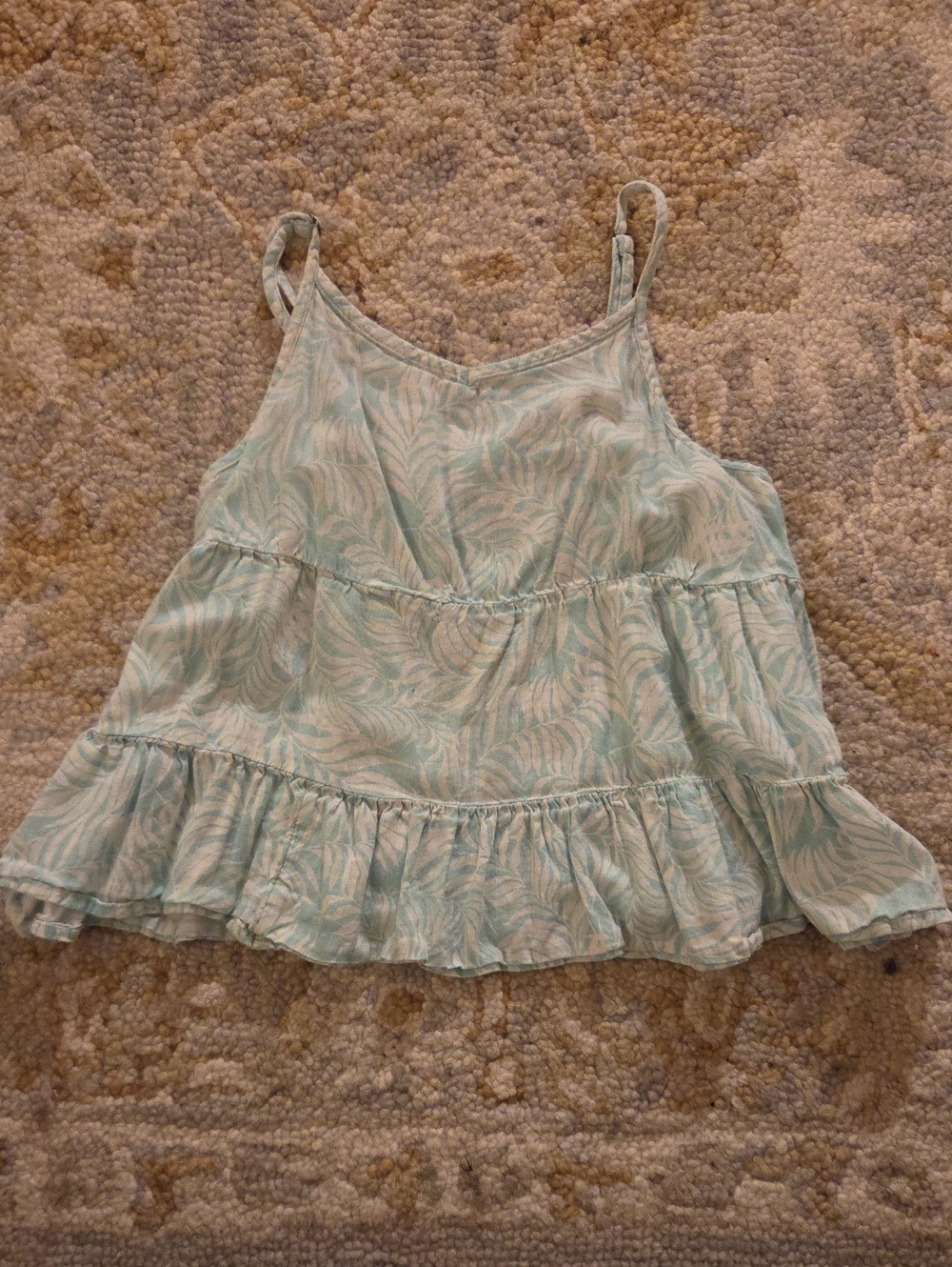 SO Beachy Light Aqua and White Tiered Leaf-Print Camisole